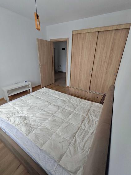 Apartament cu 2 camere decomandat în Păcii