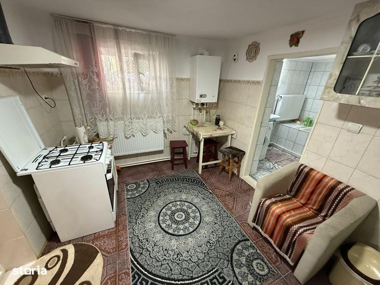 Casa de vanzare, la strada, E85, Podu Iloaiei - 8