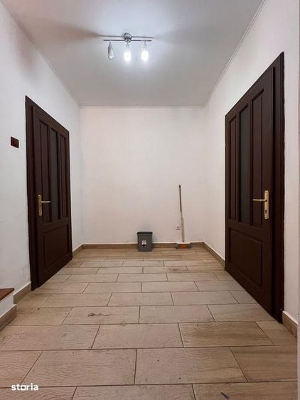 Casă cu 3 camere cu Teren 40 Mp în Ultracentral
