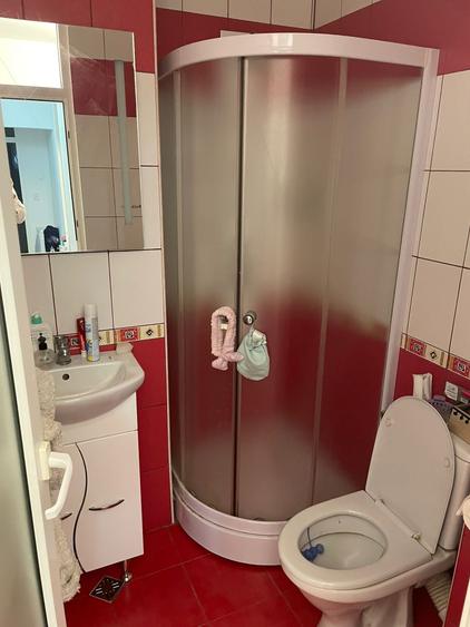 Apartament cu 4 camere în Zorilor