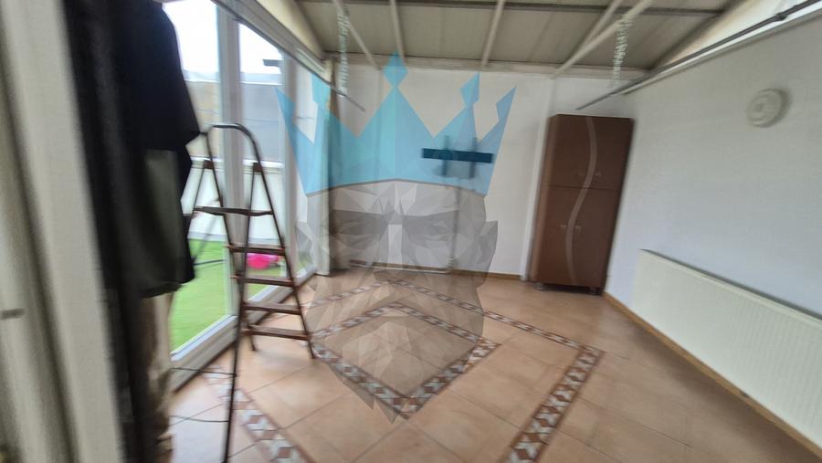 Casă individuală cu 6 camere cu Canalizare în Cotroceni
