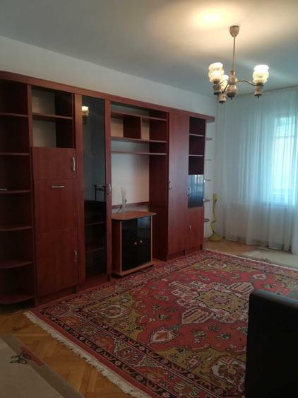 Apartament cu 2 camere decomandat în Unirii