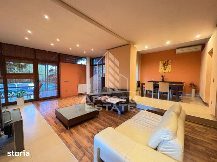 Casă cu 6 camere cu Teren 920 Mp în Odobescu