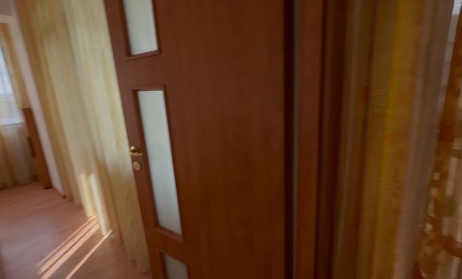 Apartament cu 5 camere decomandat în Domenii
