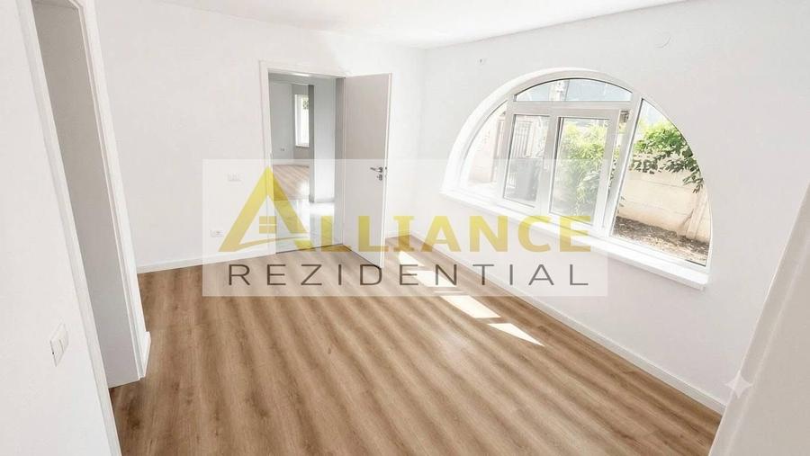 Casă individuală cu 4 camere cu Canalizare în Berceni