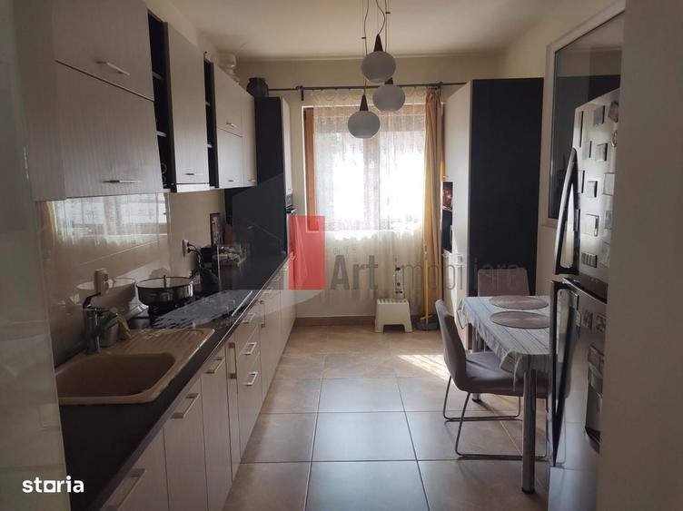 Casă cu 4 camere în Postăvari