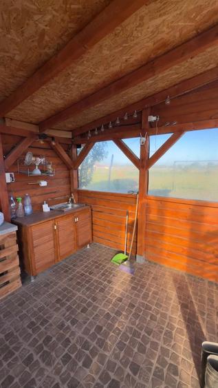 Casă cu 2 camere cu Teren 3500 Mp în Exterior Vest