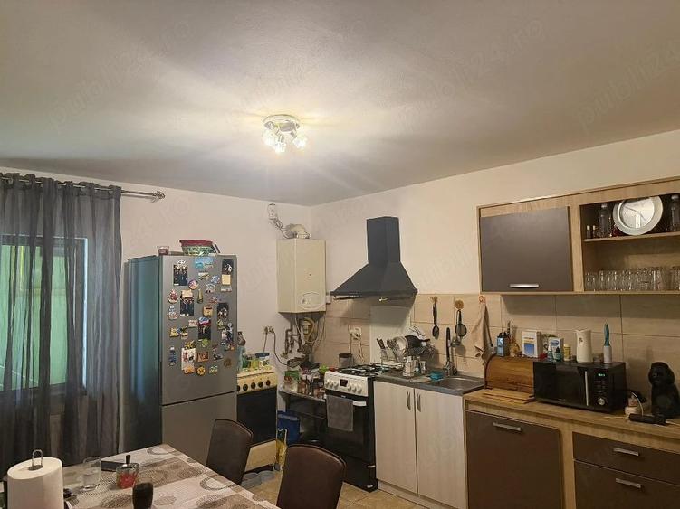 Apartament cu 2 camere decomandat în Ghiroda