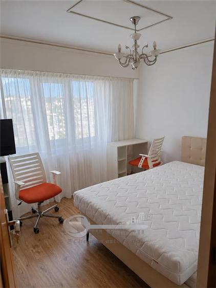 Apartament cu 3 camere decomandat, mobilat în Bd. Independenței