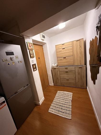 Apartament cu 2 camere decomandat în Exterior Vest