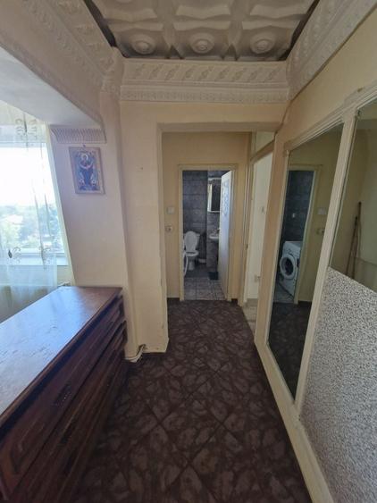 Apartament cu 3 camere decomandat în Cetate