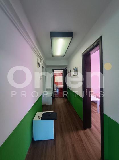 Apartament cu 4 camere decomandat, mobilat în Progresul