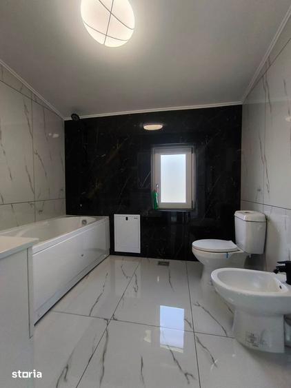 Casă cu 4 camere cu Teren 447 Mp în Valea Lupului