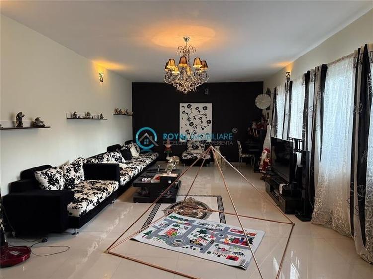 Casă individuală cu 6 camere cu Teren 1039 Mp în Găgeni