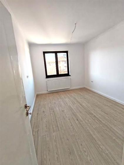 Duplex cu 4 camere cu Teren 210 Mp în Prelungirea Ghencea