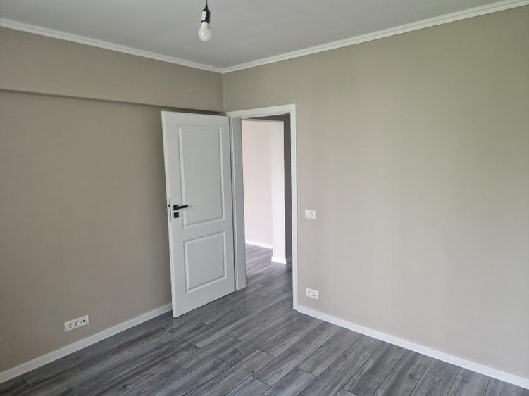 Apartament cu 2 camere semidecomandat în Drumul Taberei — fotografia 2