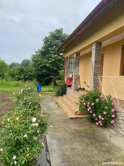 Casă cu 3 camere în Gârleni