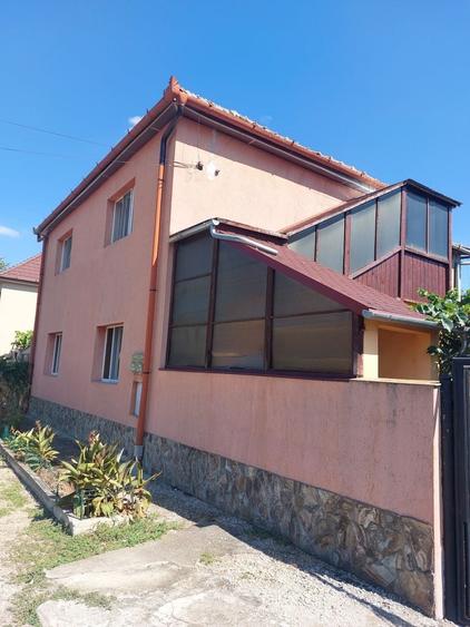 Casă cu 4 camere în Băile Felix