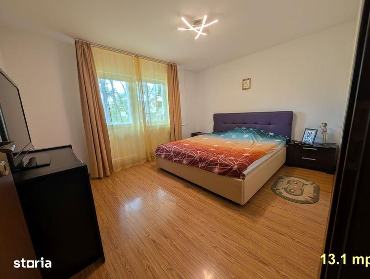 Apartament cu 4 camere decomandat în Steaua