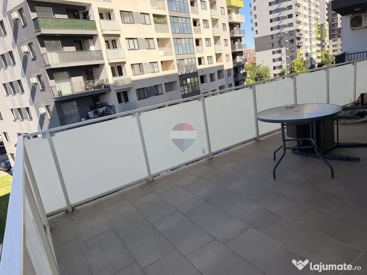 Apartament cu 3 camere decomandat în Lotus