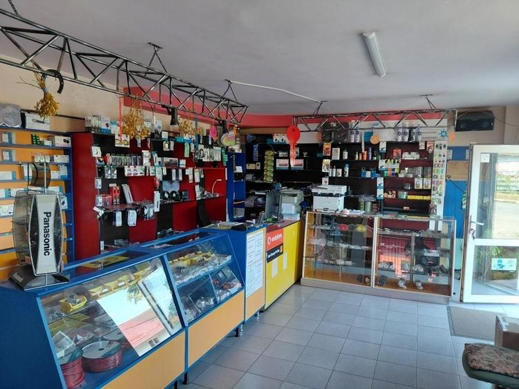 Spațiu comercial, de 50 mp, în Gănești