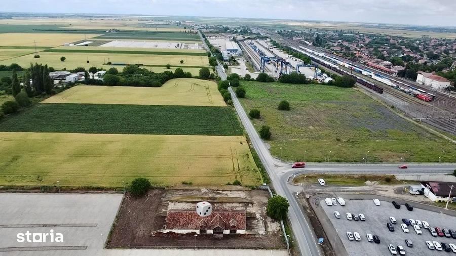 Spațiu comercial, de 2,950 mp, în Central