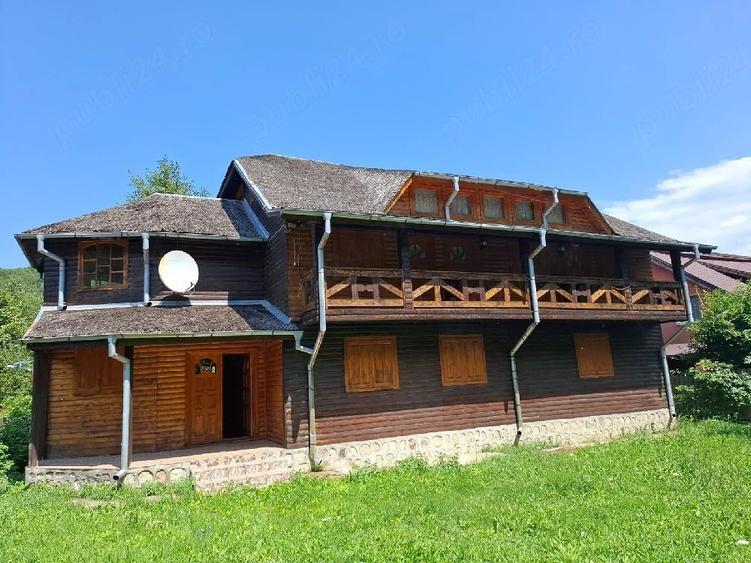 Casă cu Teren 800 Mp în Lepșa