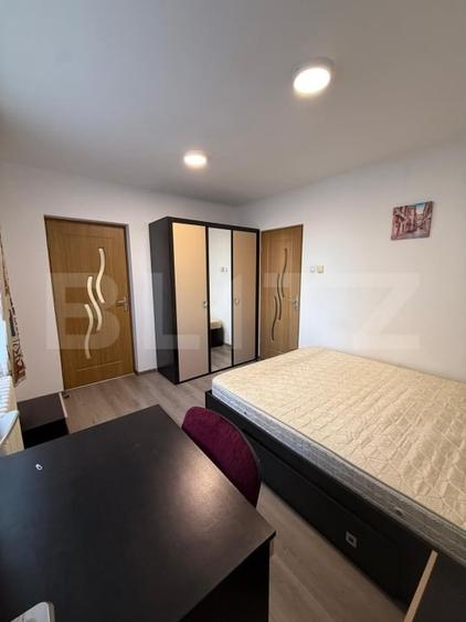 Apartament cu 2 camere decomandat, mobilat în Central