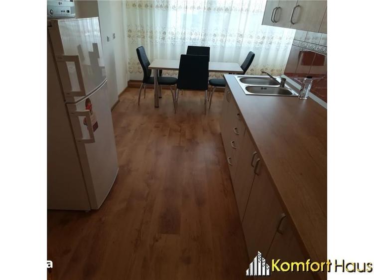 Apartament cu 3 camere decomandat în Ștefan cel Mare