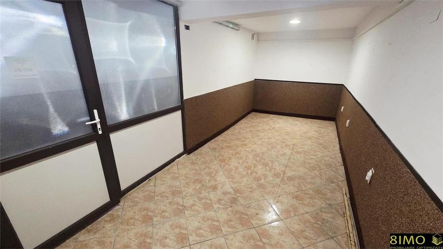 Spațiu comercial, de 190 mp, în Central