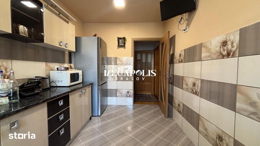 Casă cu 5 camere cu Teren 500 Mp în Central
