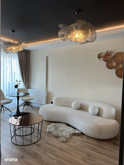 Apartament cu 3 camere în 13 Decembrie