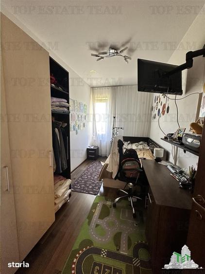 Apartament cu 3 camere decomandat, mobilat în Prelungirea Ghencea