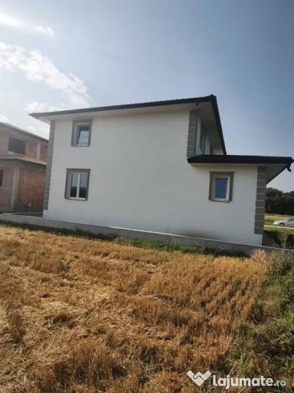 Casa individuala noua,5 camere, 480 mp teren, Horodnic de Jo - Horodnic (Suceava) - 14