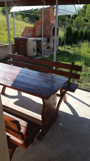 Casă cu Teren 900 Mp în Central