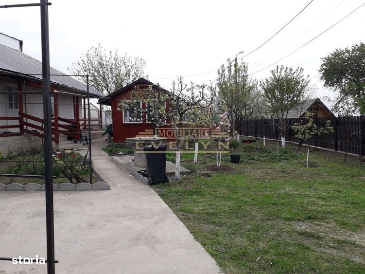 Casă cu 3 camere cu Teren 1053 Mp în Central