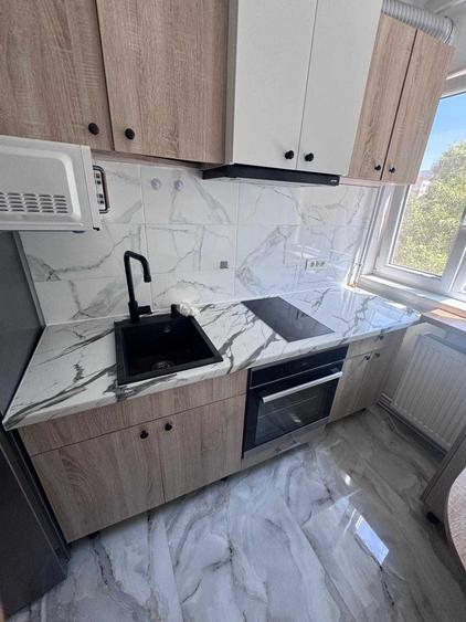 Apartament cu 3 camere semidecomandat în Iosefin