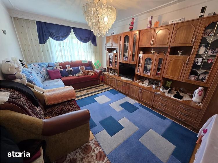 Apartament cu 2 camere decomandat în Dacia