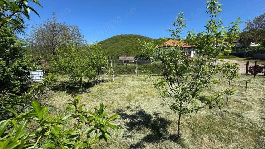 Teren de 756 mp, în Măgura