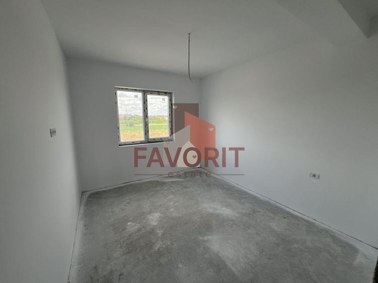 Duplex cu 4 camere cu Canalizare în Giroc