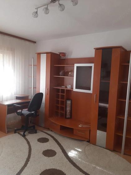 Apartament cu 2 camere semidecomandat în Alexandru cel Bun