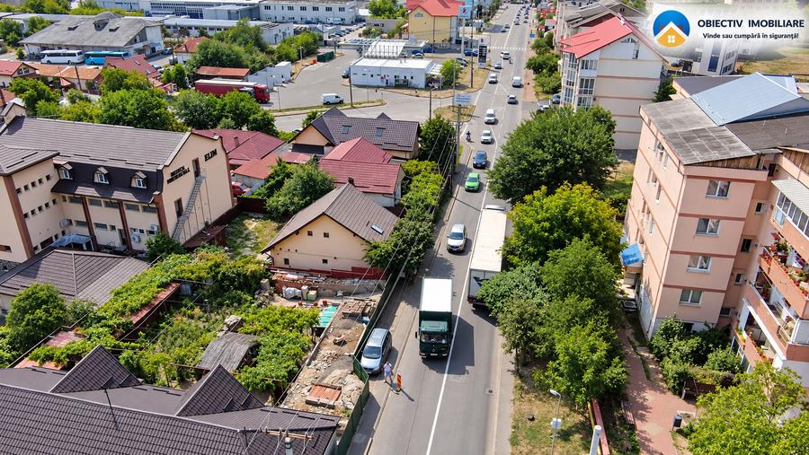 Teren intravilan de 700 mp, în 1 Mai