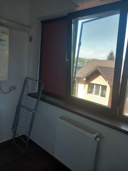 Apartament cu 3 camere decomandat în Cug