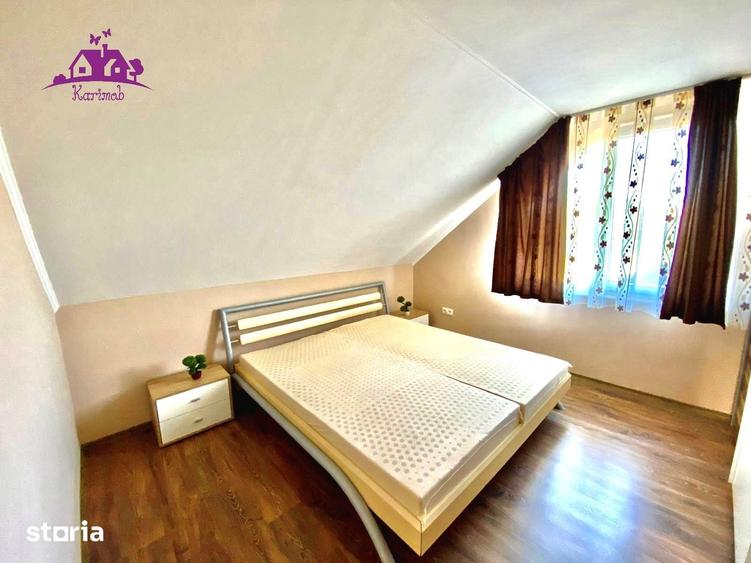Casă cu 7 camere cu Teren 600 Mp în Sânmartin
