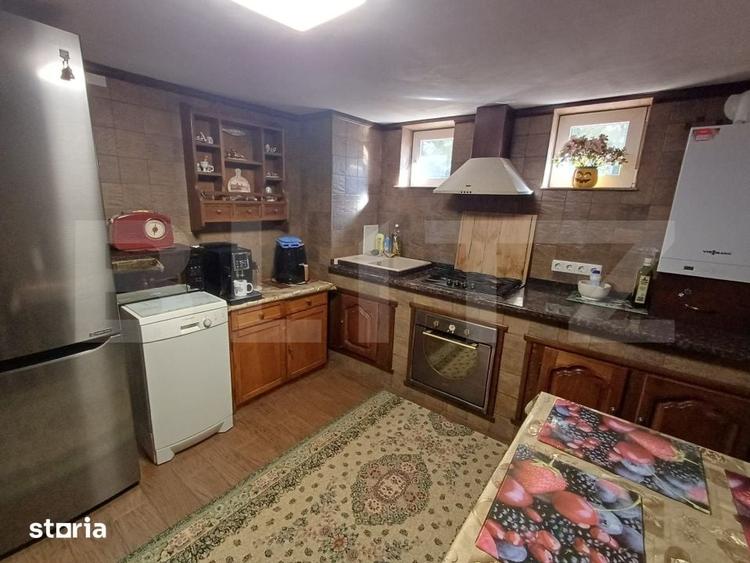Casă cu 5 camere cu Teren 400 Mp în Obcini