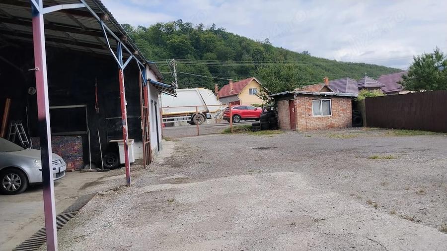 Spațiu comercial, de 660 mp, în Central