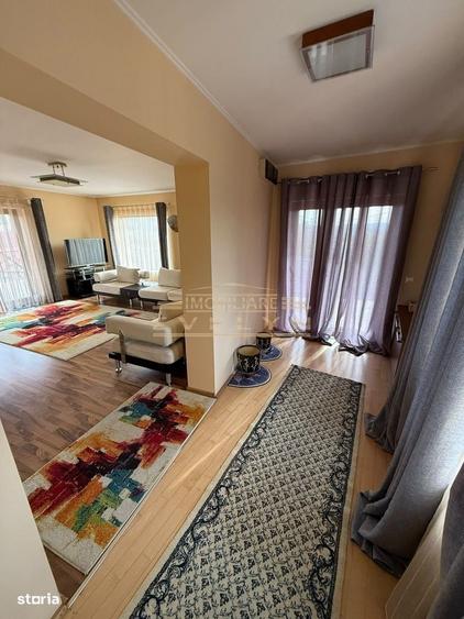 Casă cu 4 camere cu Teren 1394 Mp în Central