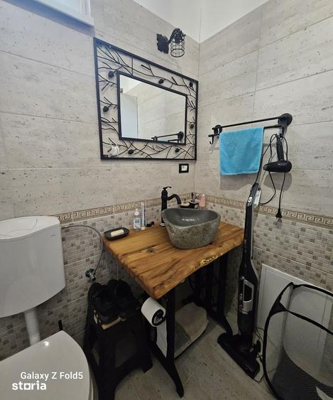 Casă cu 2 camere cu Teren 1035 Mp în Podgoria