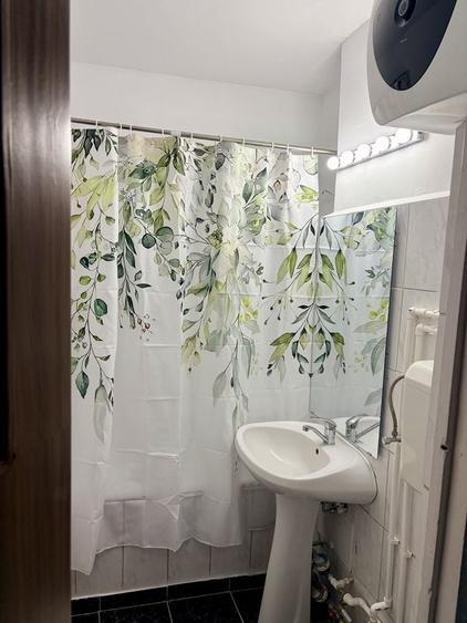 Apartament cu 3 camere semidecomandat în Nicolae Grigorescu