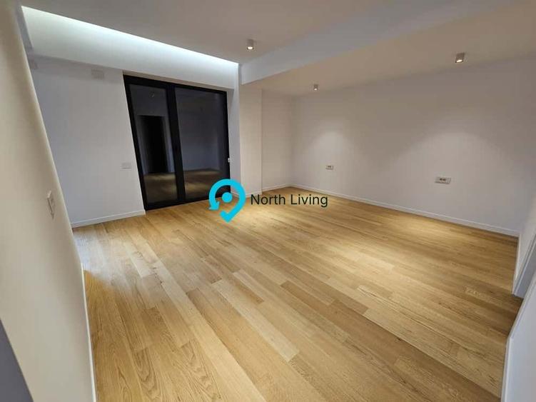Apartament cu 4 camere decomandat în Iancu Nicolae